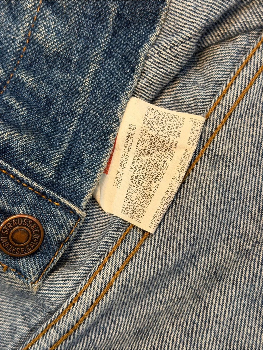 Vintage 1988 Levi’s Denim Trucker Jacket